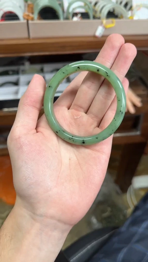 未镶嵌手镯和田玉58