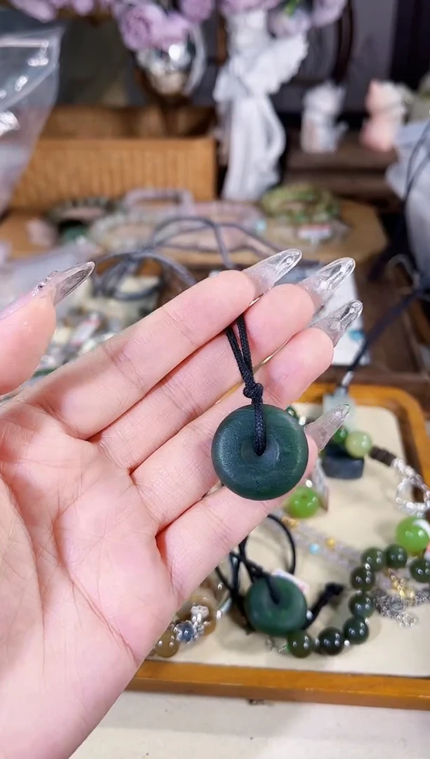 项链未镶嵌和田玉多样性发货其一默认天然特征