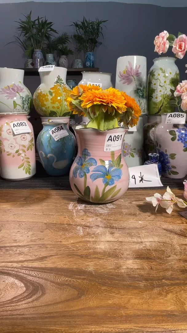 摆件景德镇手绘陶瓷花瓶