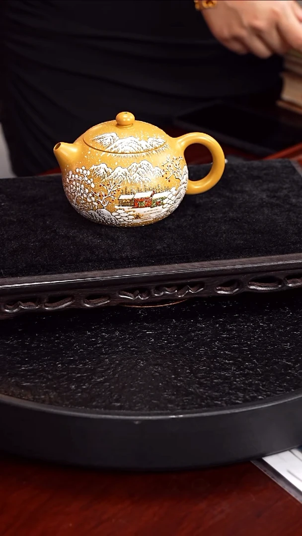 茶壶紫砂杨君保 西施84 黄金朱泥 220毫升 配任瑞华画