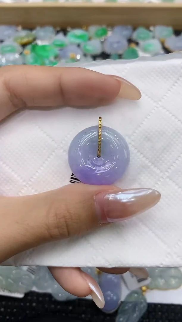 翡翠18K金镶嵌颈饰111111111111