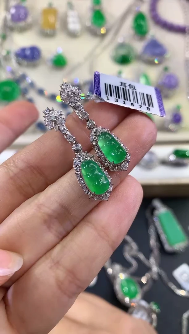 翡翠18K金镶嵌耳饰D21