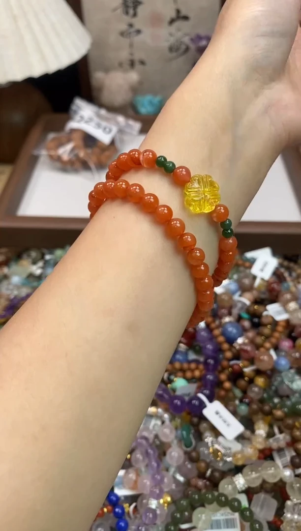 未镶嵌玛瑙手饰251