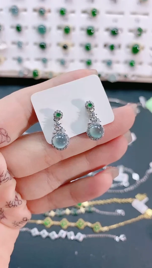 【闪购商品】翡翠耳饰银S925镶嵌天然翡翠