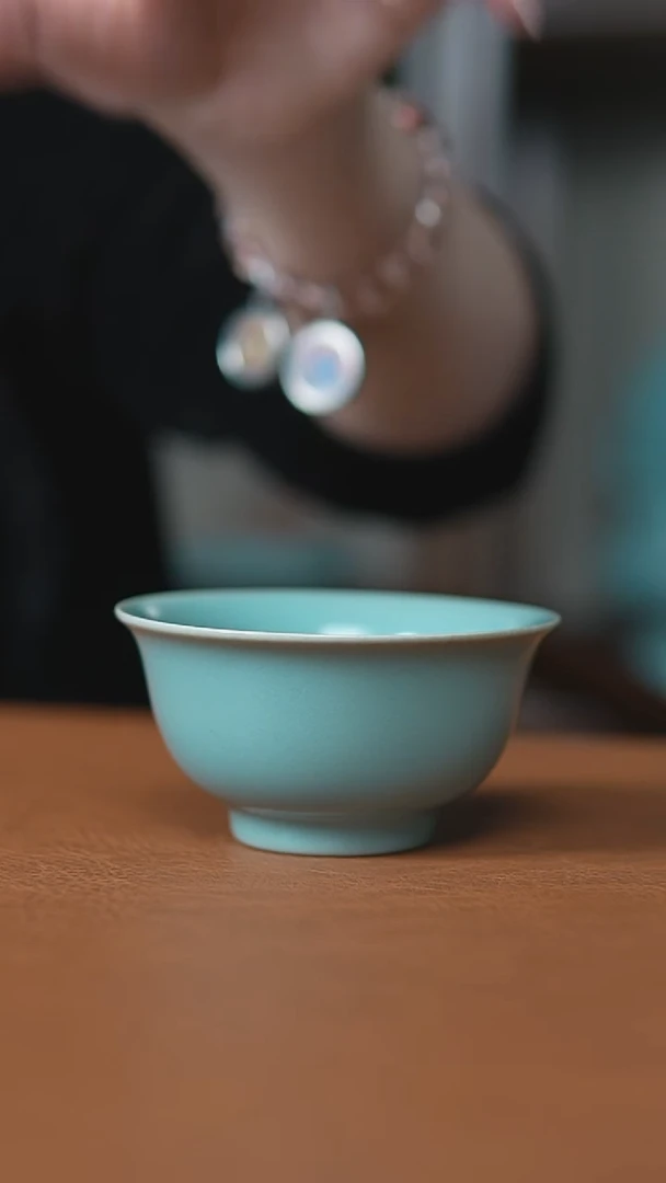 瓷片仿古老釉压手杯微瑕