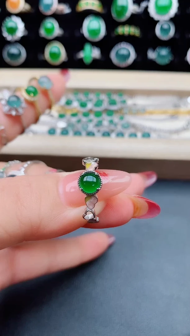 【闪购商品】翡翠戒指银S925镶嵌312321