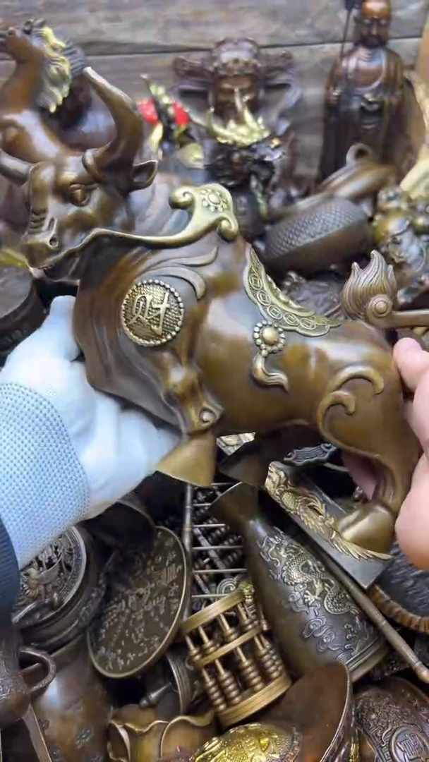 精美铜器，点击下单