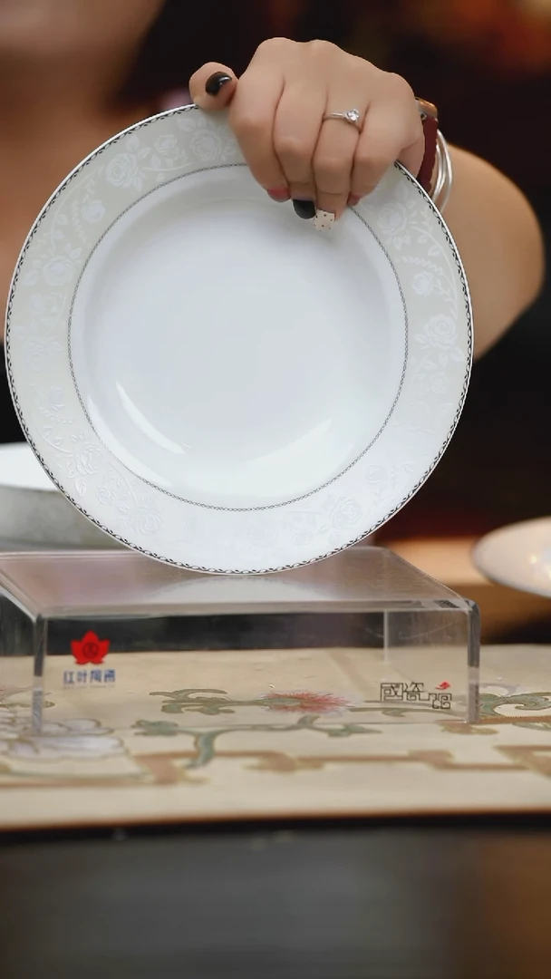 4个微瑕白玫瑰8英寸平盘
