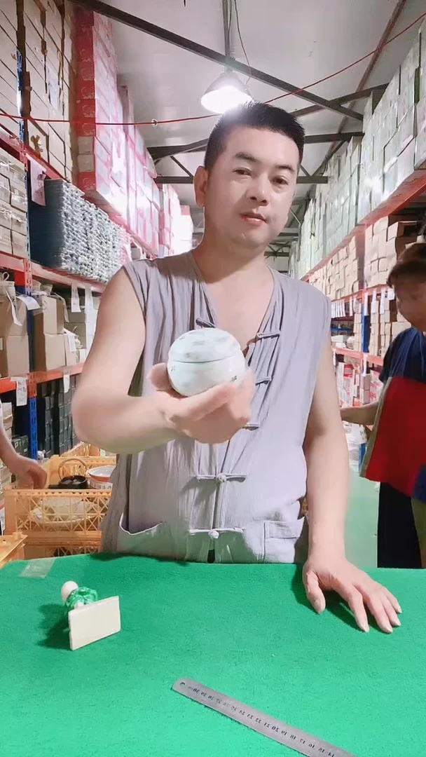 瓷片碗碟好物一件不留@@1