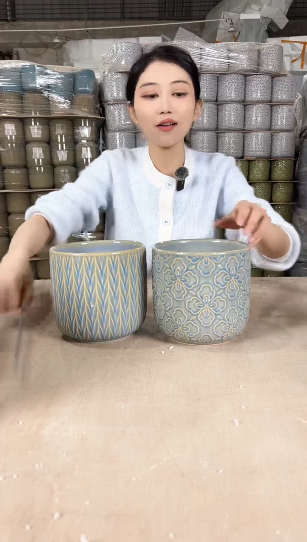 【闪购商品】陶瓷浮雕花朵蓝色+条纹蓝色15x14