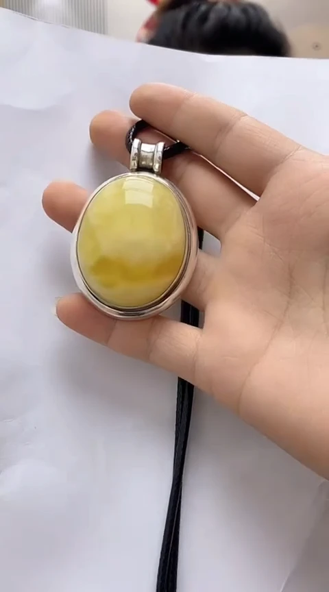 【闪购商品】琥珀裸石银S925镶嵌蜜蜡吊坠
