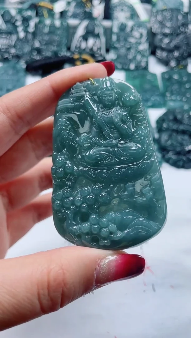 【闪购商品】翡翠颈饰未镶嵌