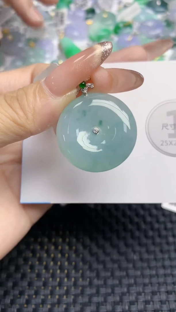 颈饰18K金镶嵌翡翠天然缅甸A货翡翠百元以上9元证书费自理