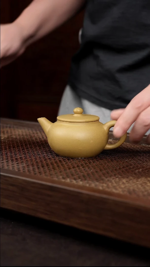 茶壶紫砂黄金段平盖水平