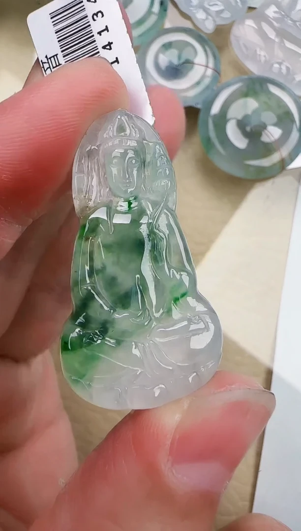 翡翠未镶嵌颈饰缅甸翡翠a货