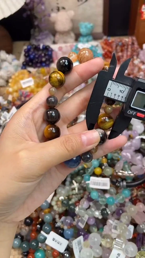 未镶嵌石英质玉手饰139