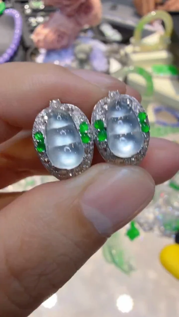 18K金镶嵌翡翠耳饰多样性团购发一件