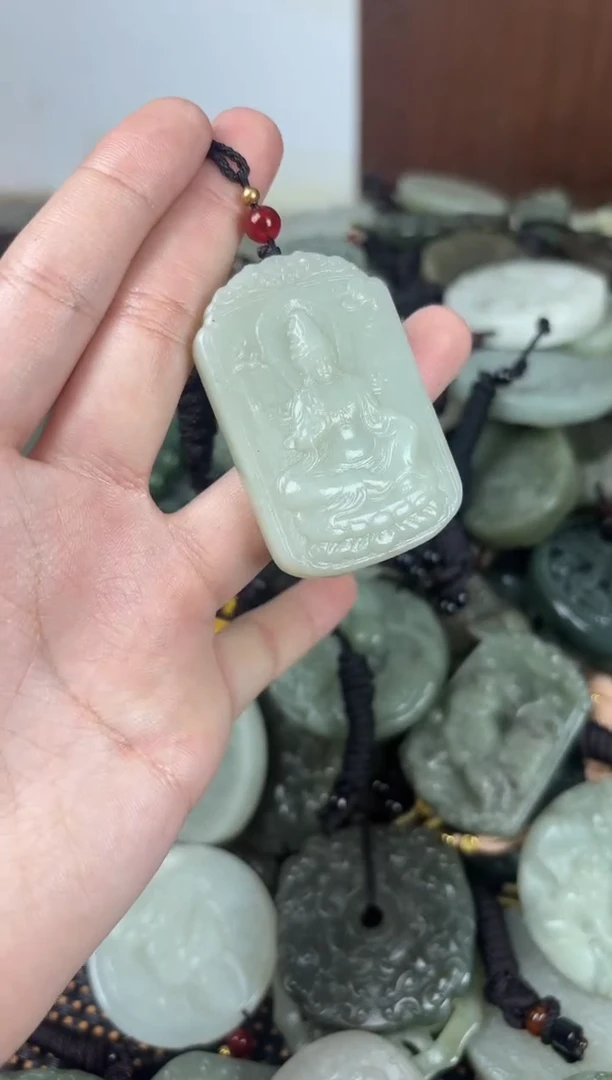 【闪购商品】和田玉颈饰未镶嵌1