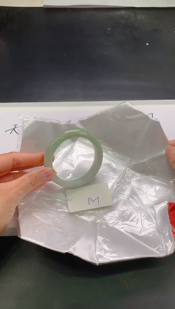 翡翠手镯未镶嵌104