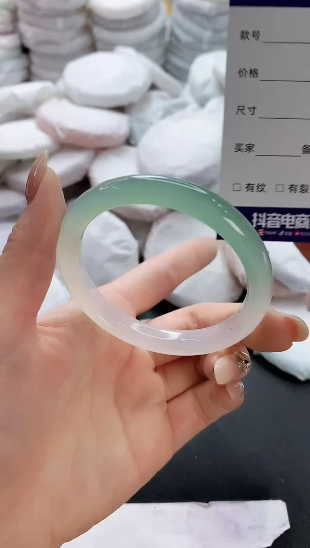 【闪购商品】玛瑙/玉髓手镯未镶嵌612