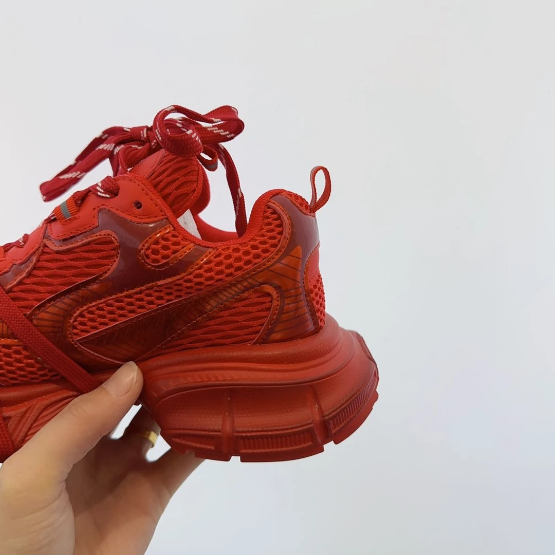 2830高端专享宝妈四季款运动鞋红色