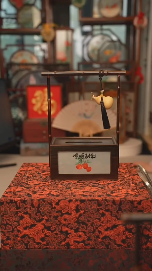 扇子纸巾盒 紫竹手柄 宽度18CM 高度30CM