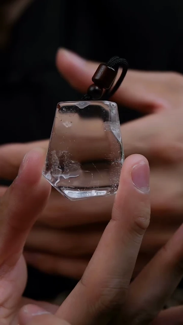 吊坠(赠链)未镶嵌水晶水晶