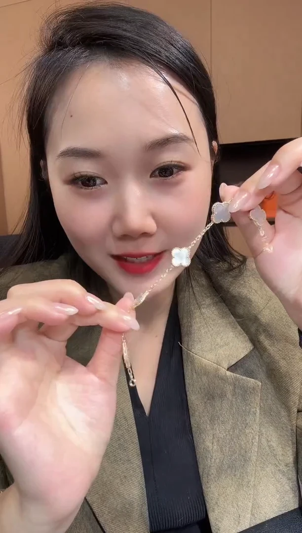 【闪购商品】贝壳（贝母）手链18K金镶嵌白色k黄，五花手链GHJ