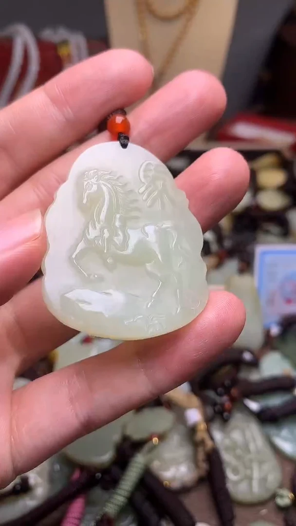 颈饰未镶嵌和田玉新疆料青海料清水和田玉吊坠