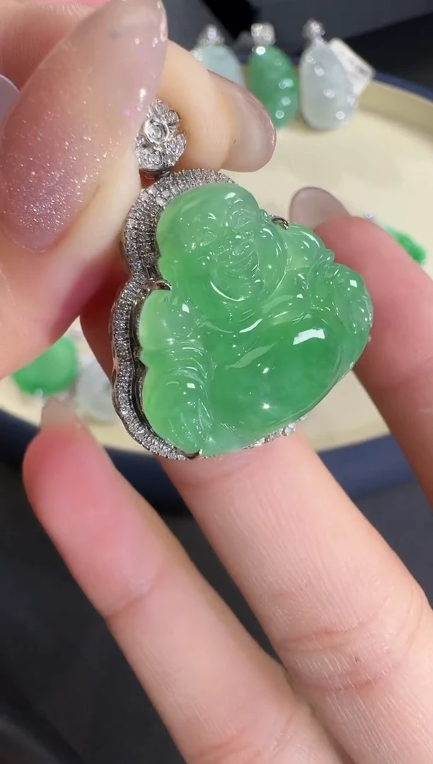 翡翠18K金镶嵌吊坠(不含链)【源头工厂】钻石镶嵌