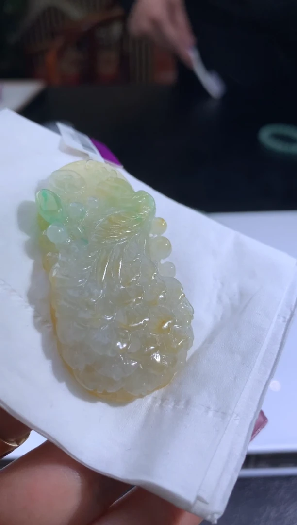 未镶嵌定制翡翠青***?翡翠