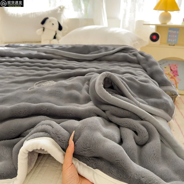 毛毯冬季加绒加厚办公室单人午睡毛毯被子发热披肩盖毯两用沙发毯