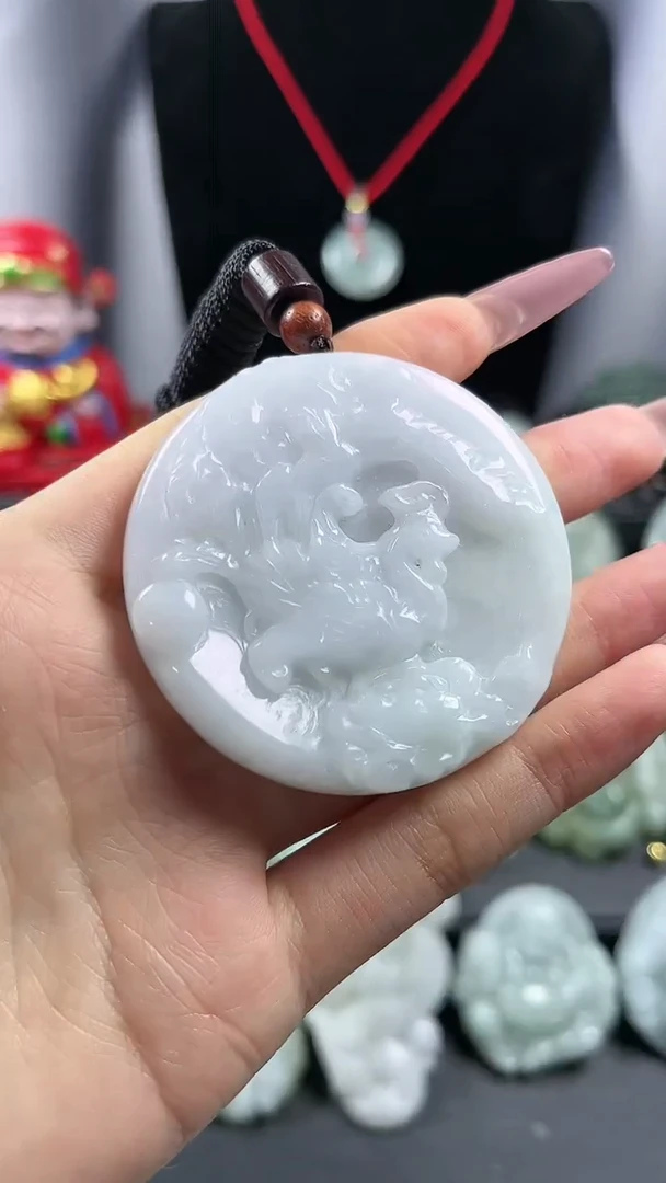 【闪购商品】翡翠颈饰未镶嵌凤凰