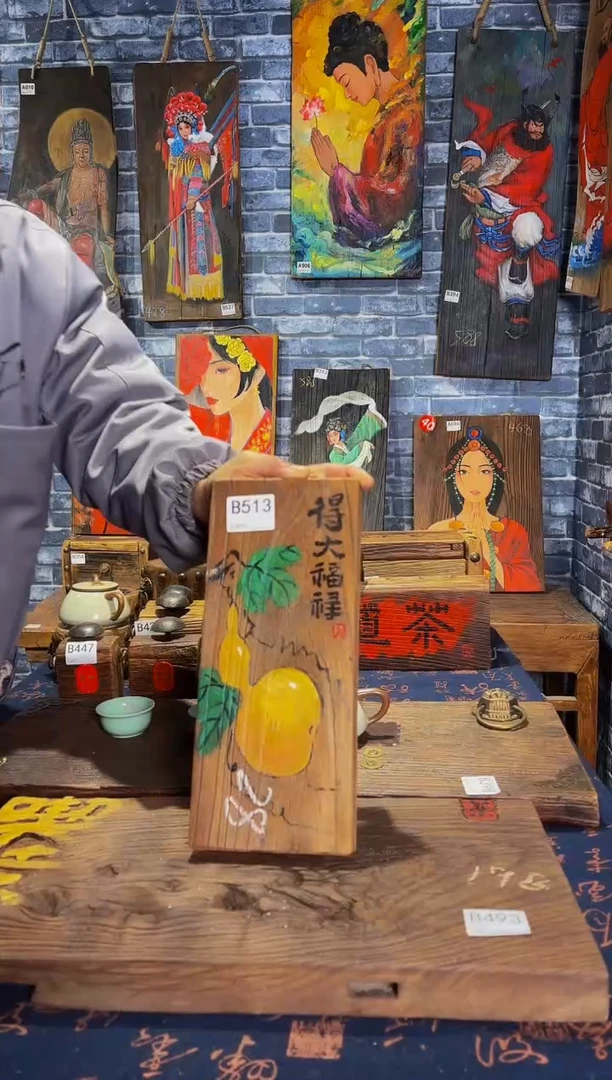 风化老门板丙烯画