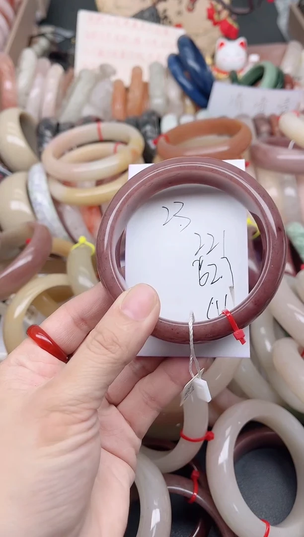 未镶嵌手镯石英质玉221