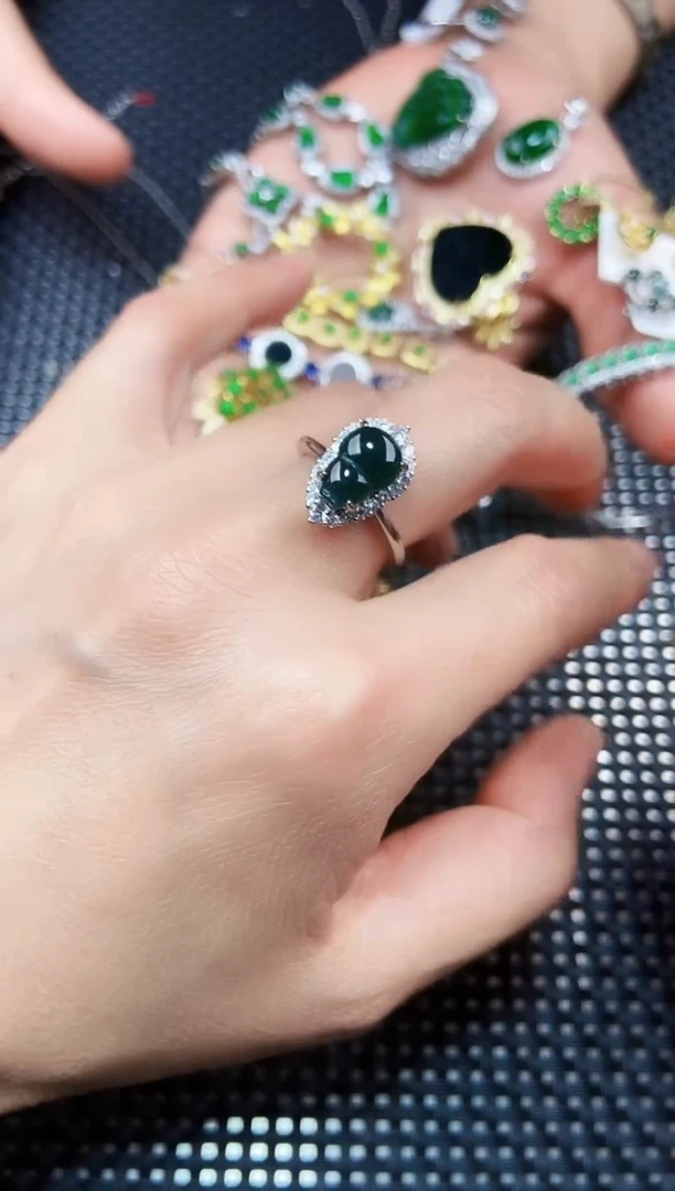 【闪购商品】翡翠戒指未镶嵌11111111