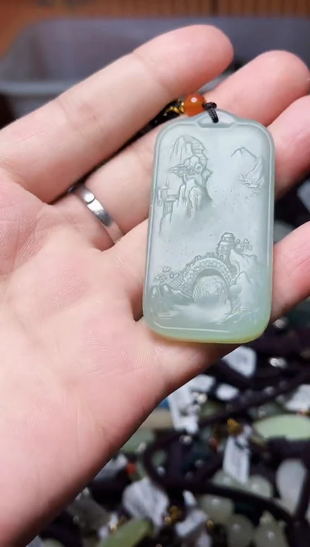 颈饰未镶嵌和田玉1