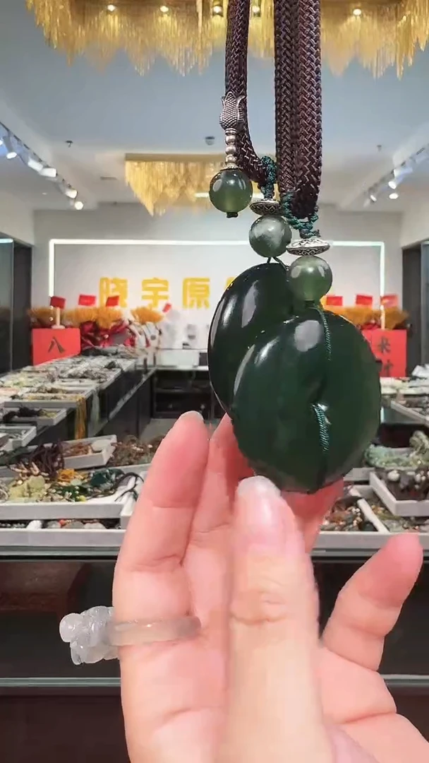 未镶嵌岫玉颈饰吊坠只发一个