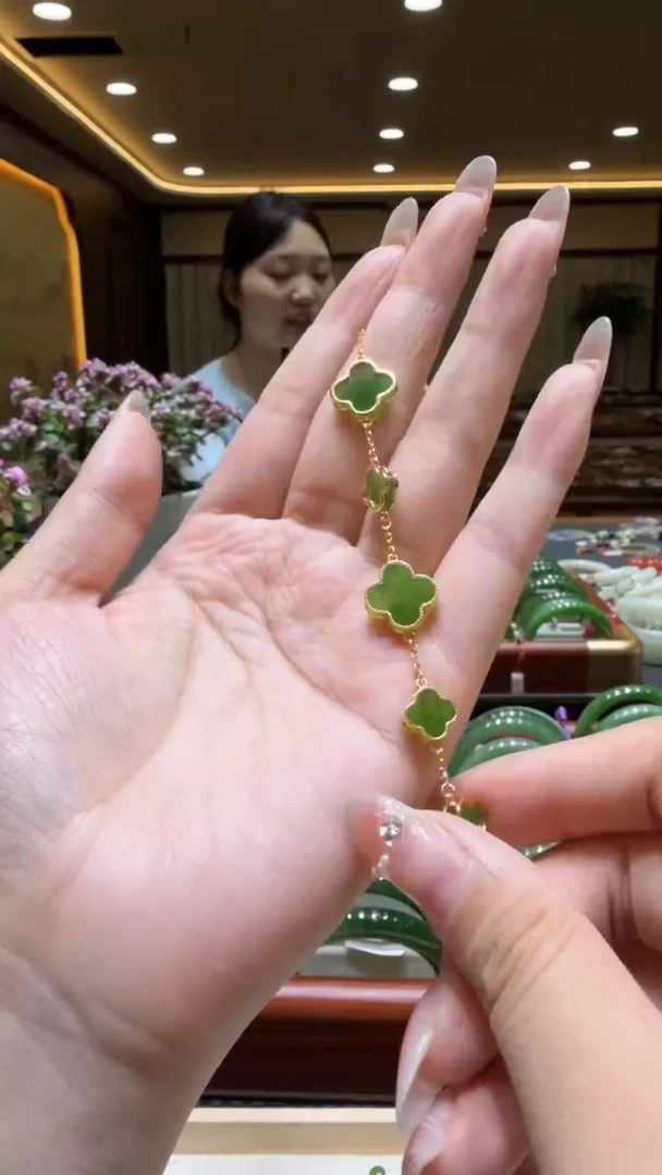 颈饰未镶嵌和田玉手链