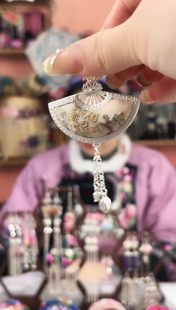 艺枝独绣手工饰品54