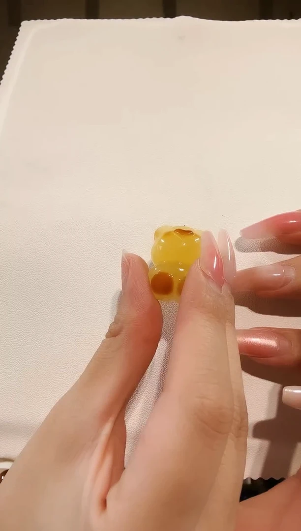 琥珀颈饰未镶嵌吊坠