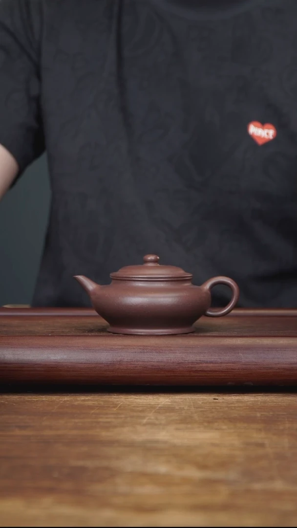 茶壶紫砂150ml 剑流虚扁 底槽清