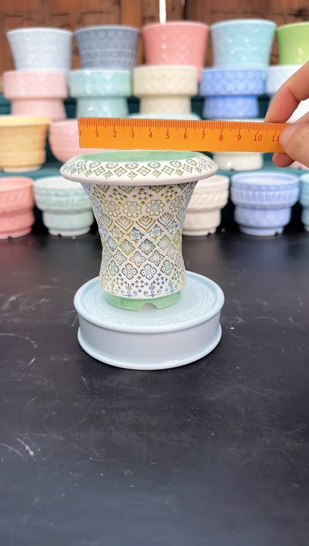 3838幻彩清欢 1个默认微瑕  口径7  cm左右