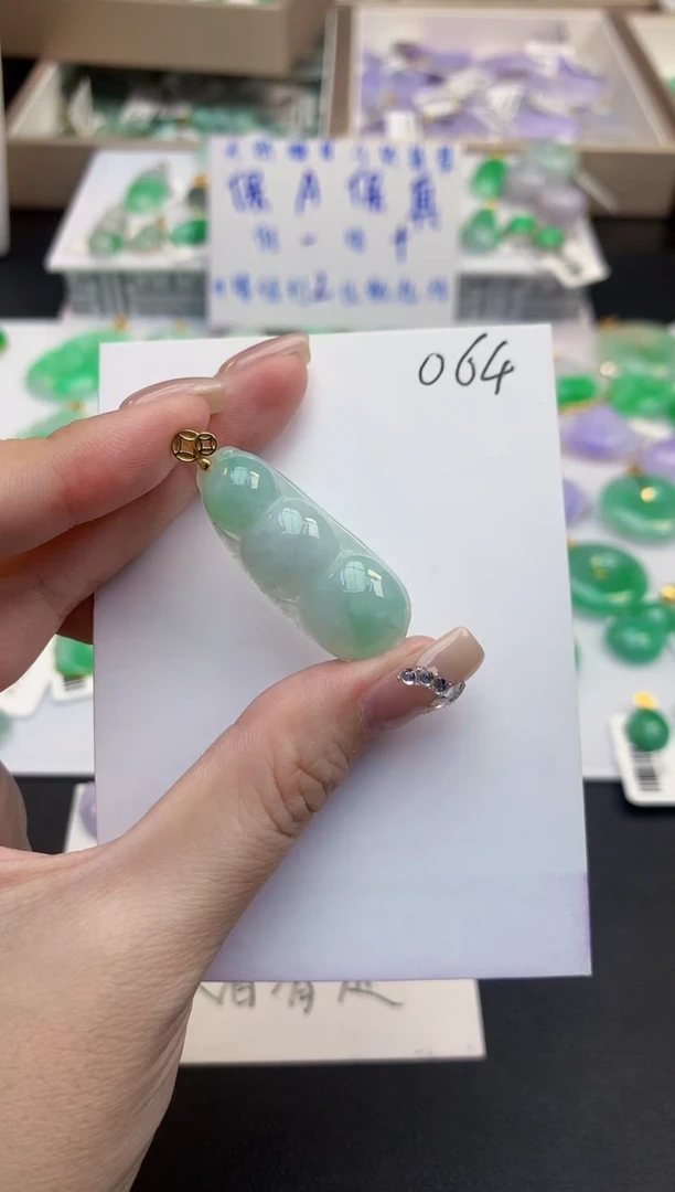 颈饰未镶嵌翡翠天然缅甸a货翡翠