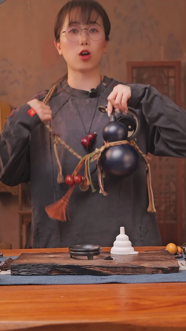 1083号链接精品大漆葫芦现货现发[一物一拍]（500-600ml）