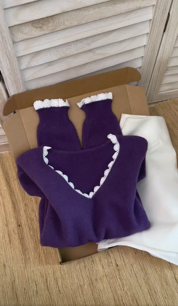 韩版蕾丝拼接套头毛衣女士秋季V领长袖纯色上衣洋气时尚百搭ins