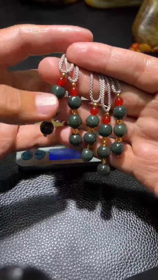 和田玉未镶嵌吊坠(不含链)新疆和田玉