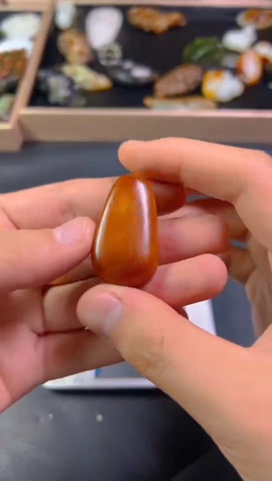 和田玉未镶嵌颈饰和田玉82