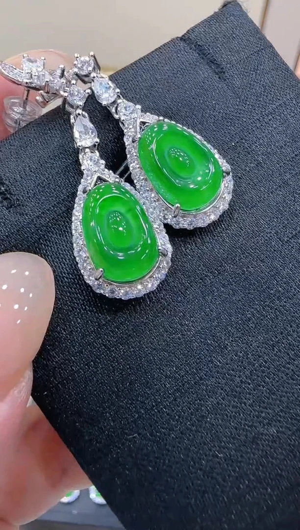 【闪购商品】翡翠耳饰银S925镶嵌团购多样性发一件