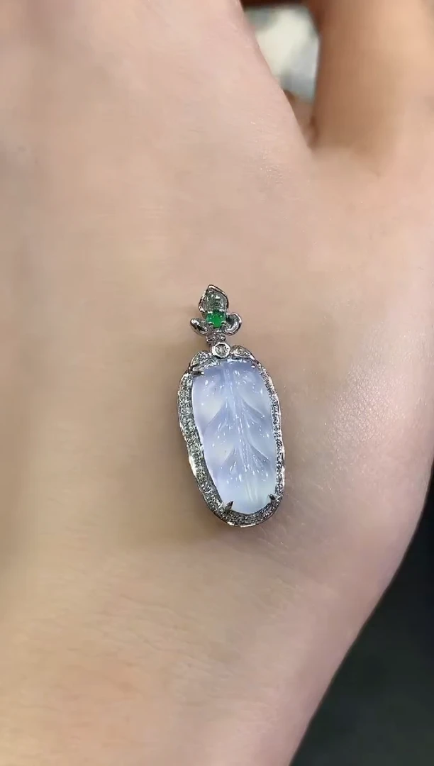 吊坠(不含链)18K金镶嵌翡翠B30 多样性一件发货